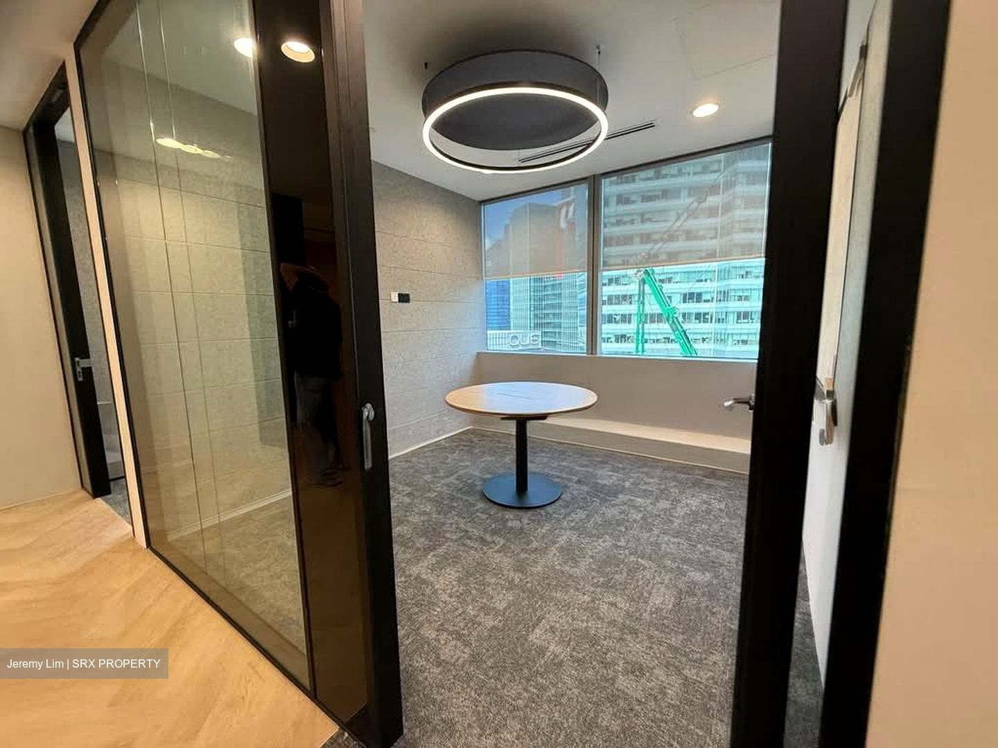 Chevron House (D1), Office #613751511